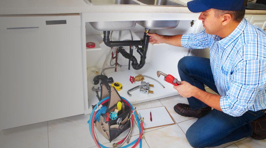 Local tankless water heater installation in Martinsburg, IA